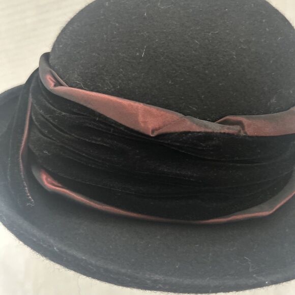 Vintage Saks 5th Avenue  Bowler Hat  Made in Italy 100% Wool main image 2